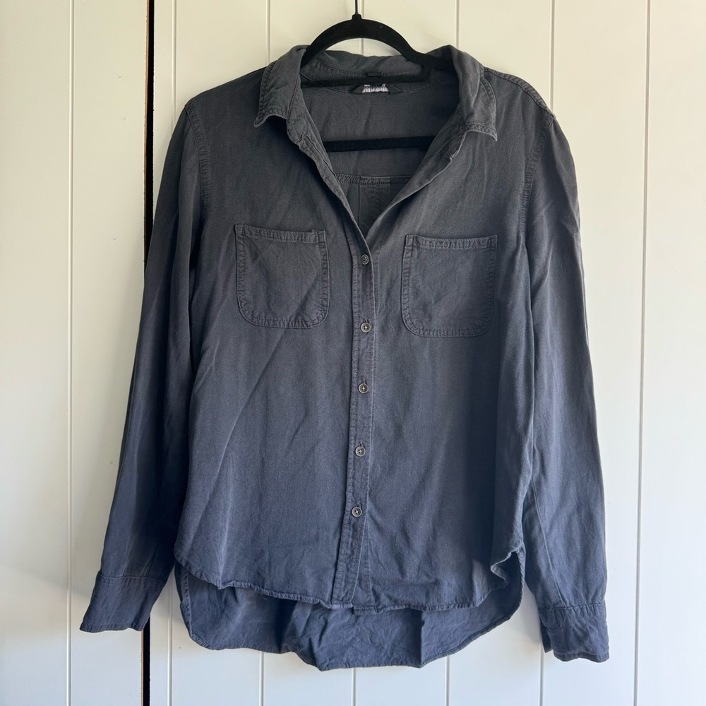 Rock & Republic silky button down distressed soft fabric long sleeves size Med